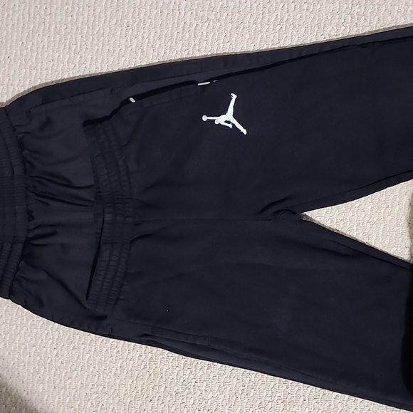 5 pak of sweatpants - Picture 3 of 6